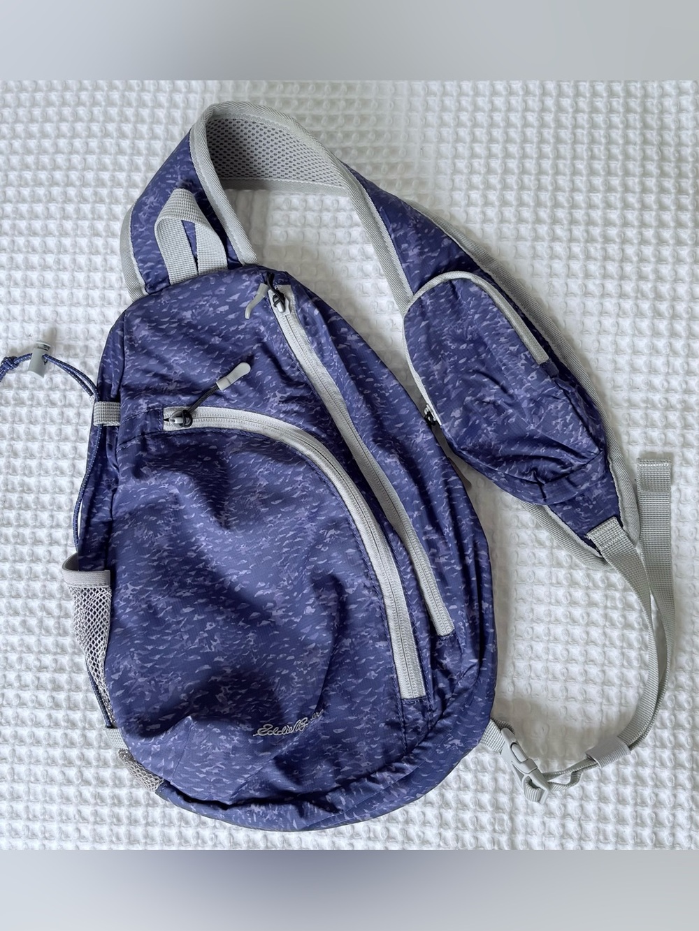 Eddie Bauer Stowaway bag, purple